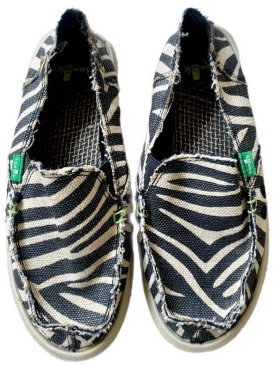 Sanuk Shoes - Sanuk On The Prowl Zebra Print Slip On Shoes Size 5 Metallic Black Comfort Flats